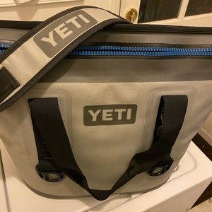 Yeti Hopper Two 20